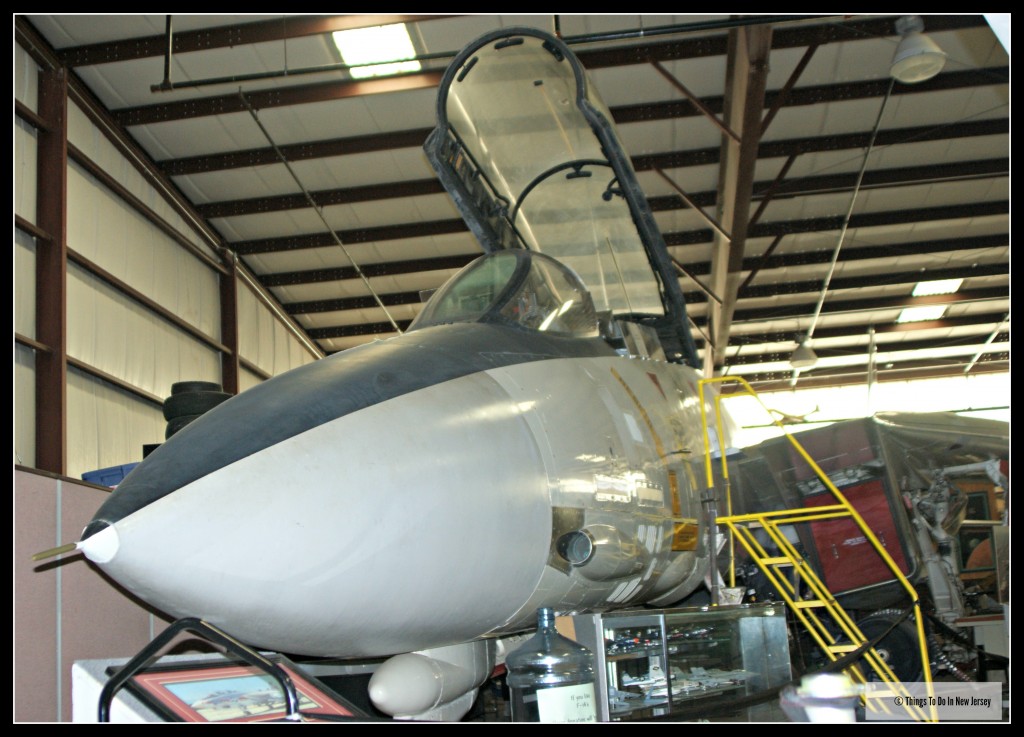 Grumman F-14 Tomcat - Air Victory Museum | Things To Do In New Jersey | #nj #newjersey #lumberton #airplanes #aviation #military #museums #kids #fieldtrips #rainyday