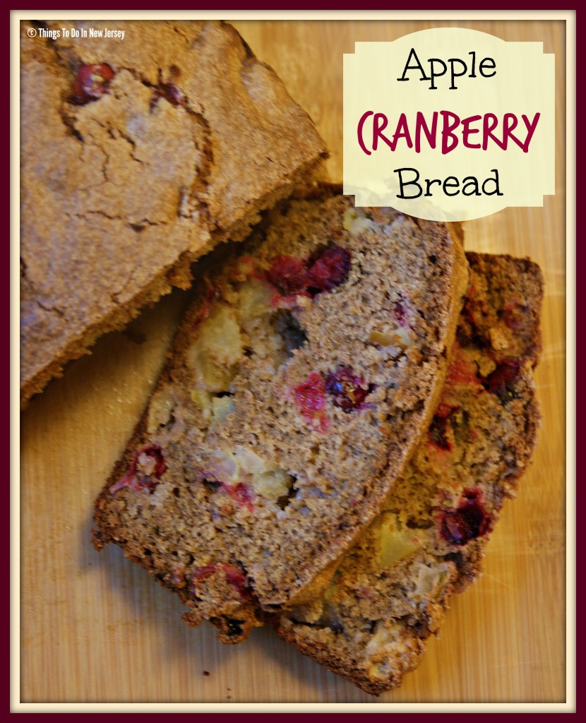 Apple Cranberry Bread | Doesn’t this look WONDERFUL?! Here's a little hint – DOUBLE THE RECIPE, because one loaf will not last long! Sweet apples combine with tart fresh cranberries and warm, spicy cinnamon to produce a flavor and aroma that is just HEAVENLY! | Get the recipe at www.thingstodonewjersey.com | #cranberrybread #nj #newjersey #cranberry #apple #bread #recipe #jerseyfresh #brunch #thanksgiving #thanksgivingbrunch.