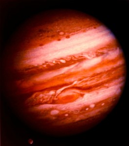 Explore Jupiter, Mars, and more at a New Jersey planetarium. | Find out more at www.thingstodonewjersey.com | #nj #newjersey #planetariums #astronomy #museums #rainyday #kids #daytrips #fieldtrips #science