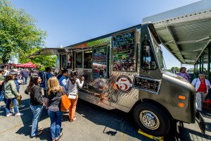 The Jersey Shore Food Truck Festival is one of many fun festivals coming to Monmouth Park this summer | nj food truck festivals | new jersey food truck festivals | food truck festivals in nj | food truck festivals in new jersey | summer festivals in nj | summer festivals in new jersey | nj festivals | new jersey festivals