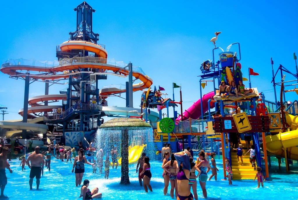 Cool off at New Jersey's waterparks this summer! |nj waterparks | new jersey waterparks | waterparks in nj | waterparks in new jersey