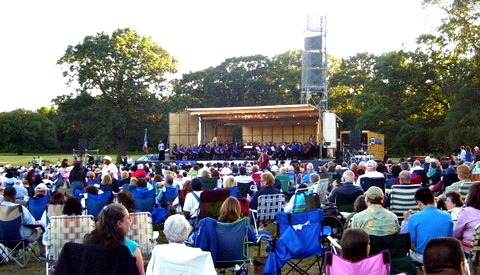 Hundreds of free summer concerts are planned around New Jersey! | free summer concerts in new jersey | free summer concerts in nj | concerts in the park nj | concerts on the beach nj